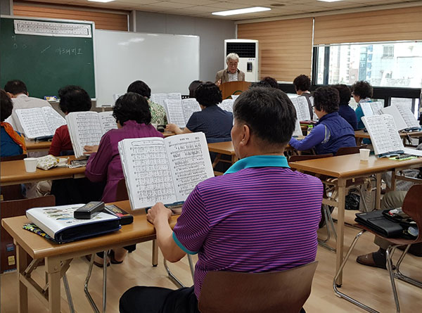 쉽게 배우는 하모니카 첫걸음(초급) 강의사진